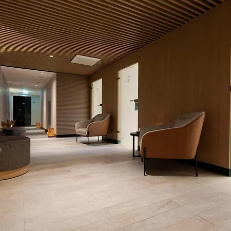 Radisson 4* 科沃布热格