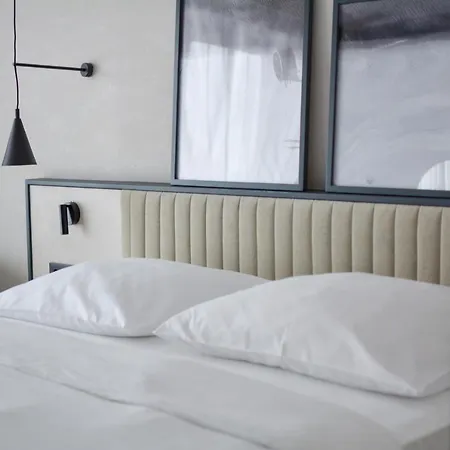 Radisson 호텔