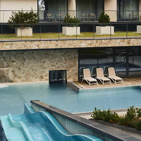 Radisson ホテル 4*