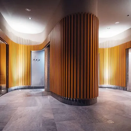Radisson ホテル 4*