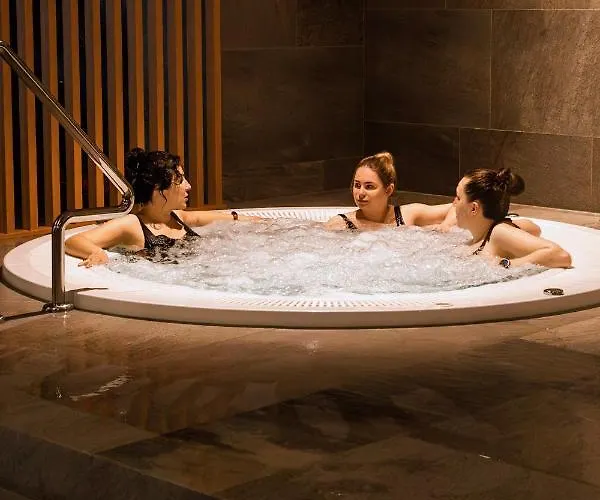 Radisson 4* كولوبرزيغ